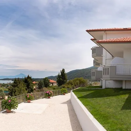 Thea Luxury Hotel de apartamente