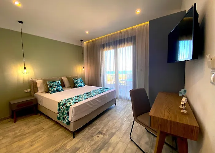 Thea Luxury 4*
