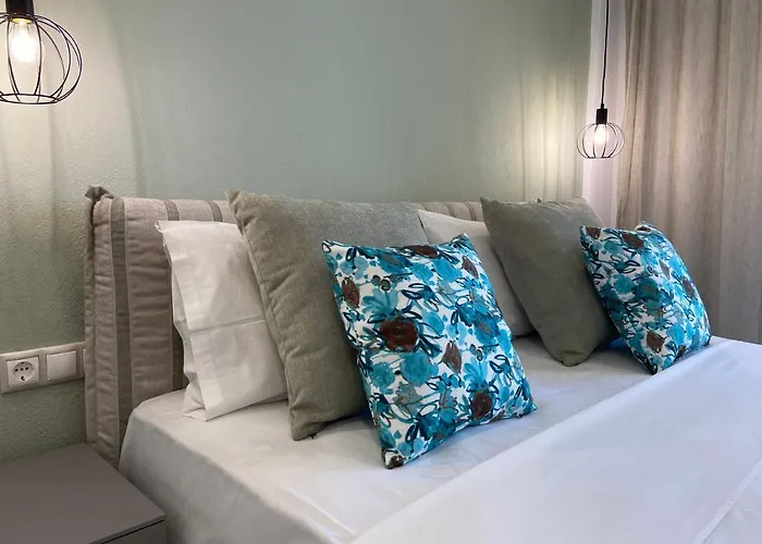 Thea Luxury Apartmanhotel 4*