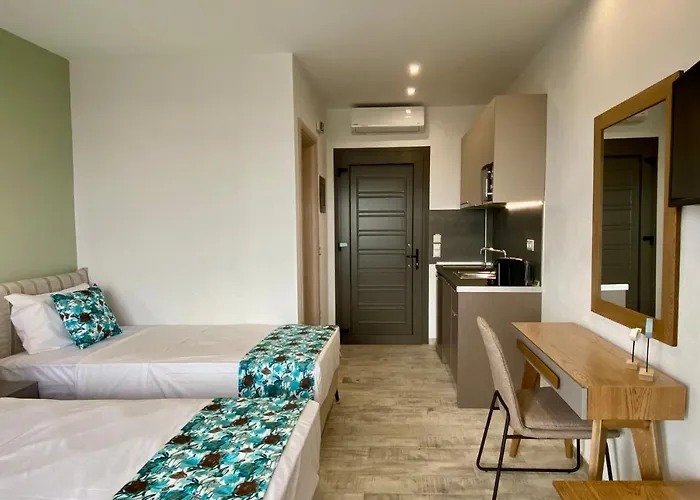 Thea Luxury Apartmanhotel 4*