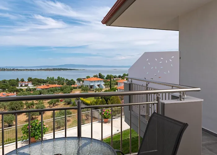 Thea Luxury 4*