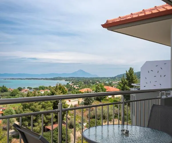 Thea Luxury 4*