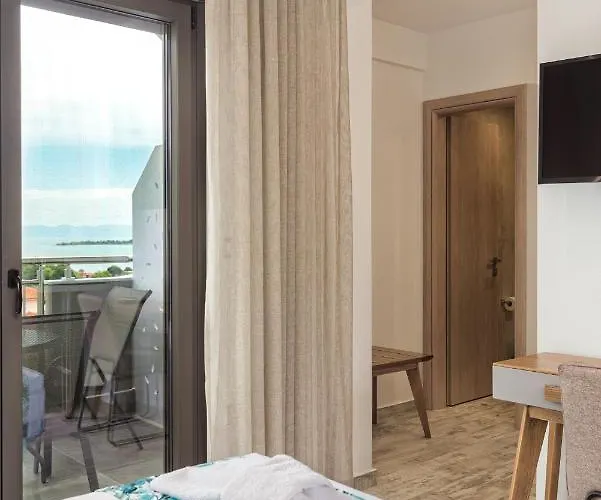 Thea Luxury Vurvurú